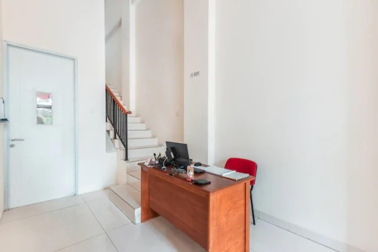 Super Oyo 1620 Sion Family Residence Grobogan Exterior foto